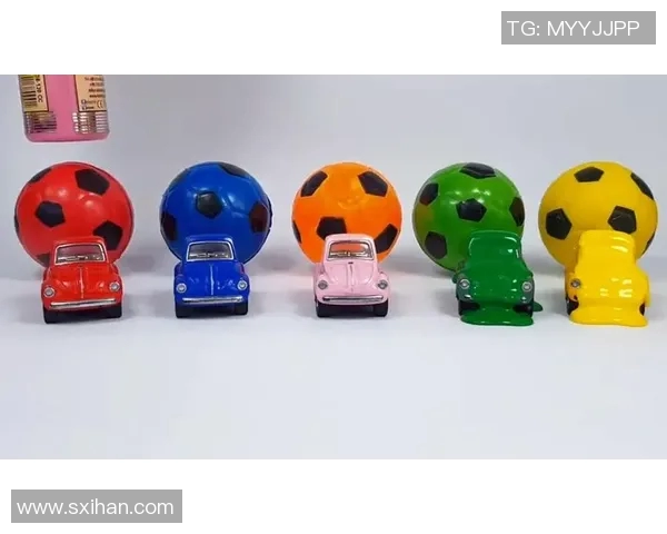 足球明星卡通玩具摆件让孩子们的玩具世界充满激情与乐趣